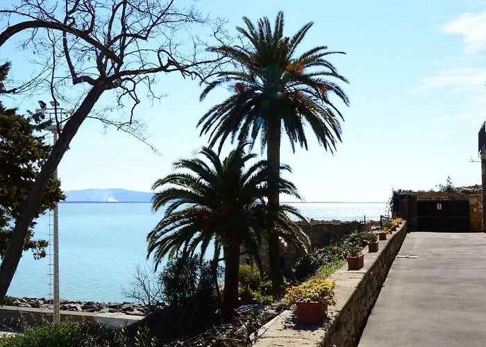 Brigitta Flat Lägenhet