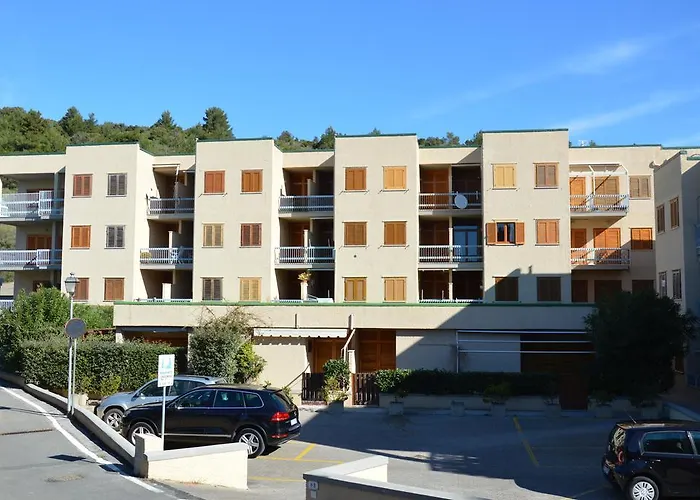 Brigitta Flat Lägenhet