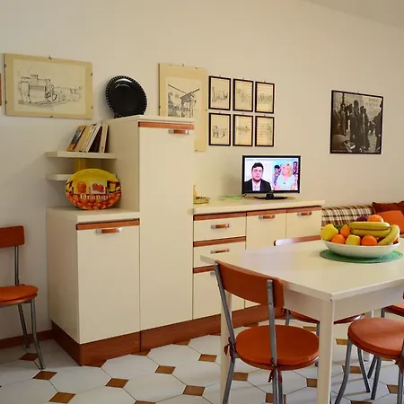 Brigitta Flat * トスカーナ州